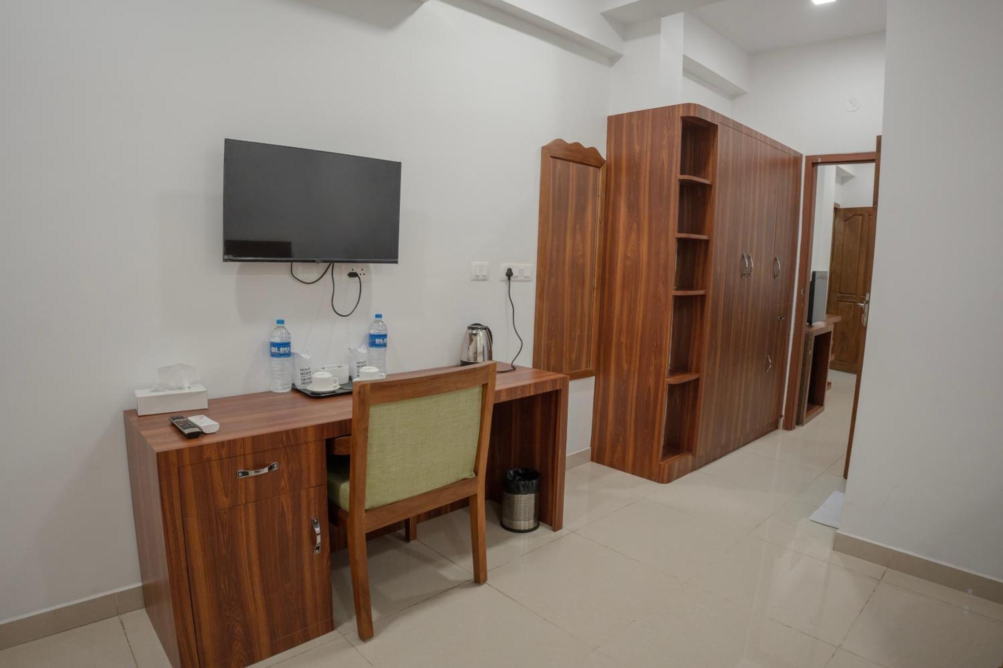 Daffodils Luxury Airport Suites Kochi Zewnętrze zdjęcie